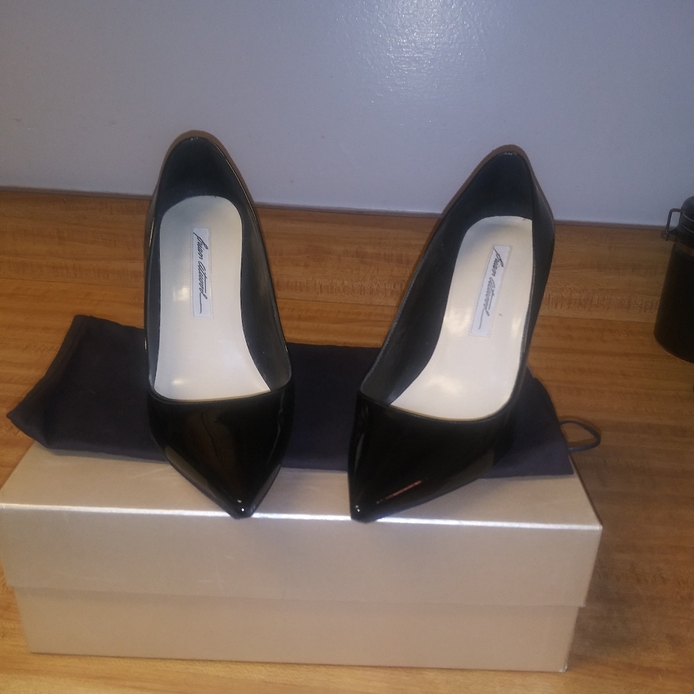 Shoes - Picture 2 of 2